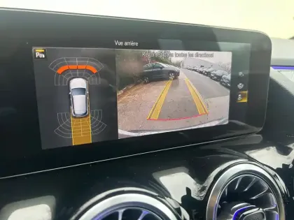 Photo 14 Mercedes GLA  200 d 8G-DCT