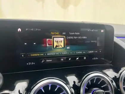 Photo 22 Mercedes GLA  200 d 8G-DCT