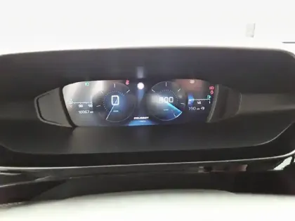 Photo 61 Peugeot 308  PureTech 110ch S&S BVM6