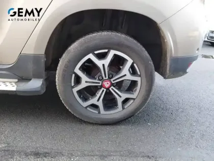 Photo 10 Dacia Duster  TCe 150 FAP 4x2