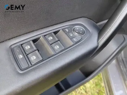 Photo 11 Renault Captur  TCe 90