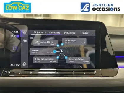 Photo 14 Volkswagen Golf  1.5 eTSI OPF 130 DSG7