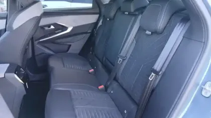 Photo 10 Peugeot 3008  Hybrid 145 e-DCS6