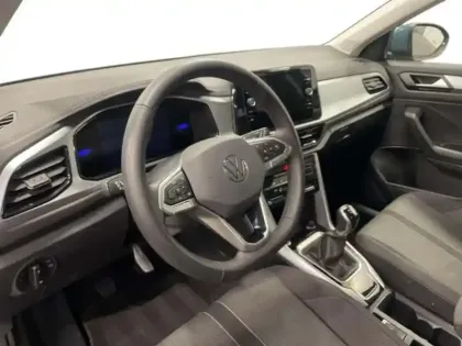 Photo 9 Volkswagen T-roc 1.0 TSI 116 Start/Stop BVM6 VW Edition