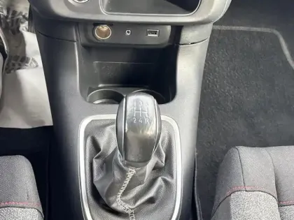 Photo 23 Citroën C3  PureTech 82 Shine