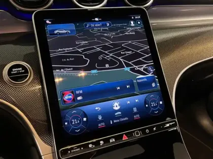 Photo 10 Mercedes Classe GLC 300 de Hybrid EQ 4MATIC AMG Line 30