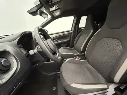 Photo 12 Toyota Aygo 1.0 S-CVT 72 Design