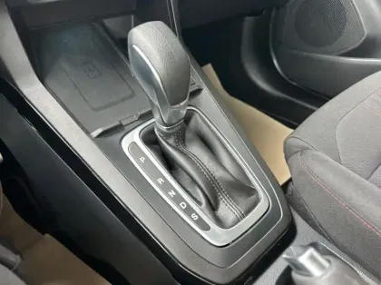 Photo 7 Ford Puma 1.0 EcoBoost Hybrid 125ch ST-Line S&amp;S Powershift