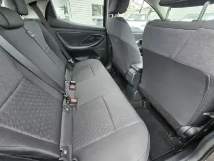 Photo 11 Toyota Yaris Hybride 116h Dynamic