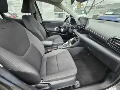 Photo 10 Toyota Yaris Hybride 116h Dynamic