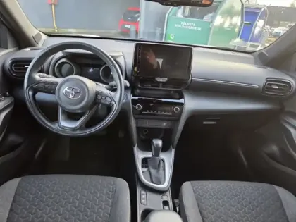 Photo 10 Toyota Yaris Hybride 116h Design