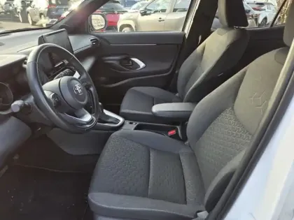 Photo 11 Toyota Yaris Hybride 116h Design