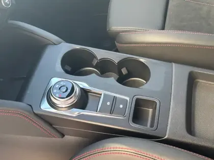 Photo 13 Ford Kuga 2.5 Duratec 180ch Hybrid FlexiFuel ST-Line X Powershift