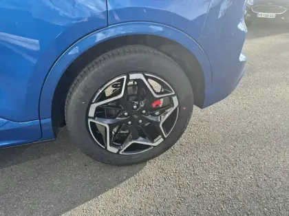 Photo 10 Ford Kuga 2.5 Duratec 180ch Hybrid FlexiFuel ST-Line X Powershift