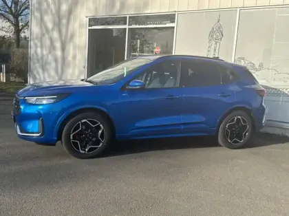 Photo 12 Ford Kuga 2.5 Duratec 180ch Hybrid FlexiFuel ST-Line X Powershift