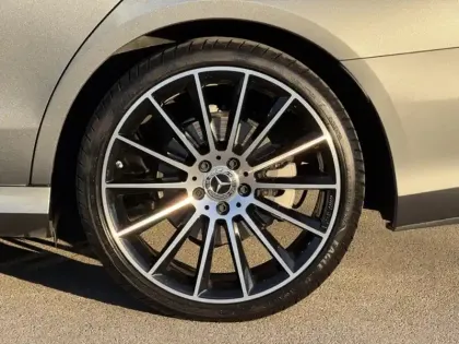 Photo 13 Mercedes Classe E Berline 220 d AMG Line