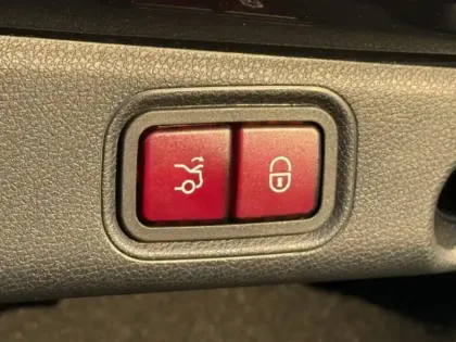 Photo 21 Mercedes Classe E Berline 220 d AMG Line