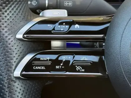 Photo 26 Mercedes Classe E Berline 220 d AMG Line