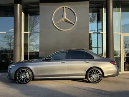 Photo 9 Mercedes Classe E Berline 220 d AMG Line