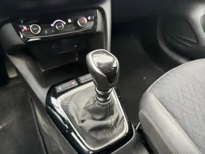 Photo 12 Opel Corsa  1.2 Turbo 100 ch BVM6