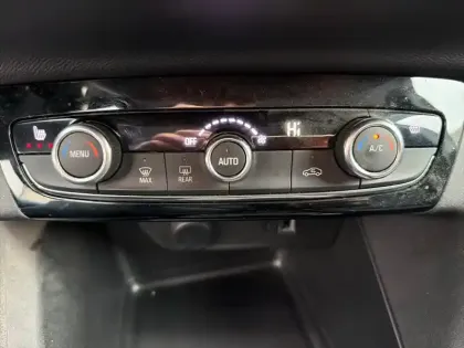 Photo 21 Opel Corsa  1.2 Turbo 100 ch BVM6