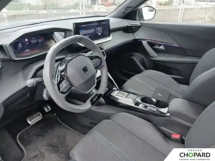 Photo 14 Peugeot 2008  Hybrid 136 e-DCS6