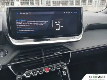 Photo 16 Peugeot 2008  Hybrid 136 e-DCS6