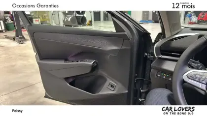 Photo 17 Volkswagen T-roc  1.5 eTSI EVO2 Hybrid 150 ch DSG7