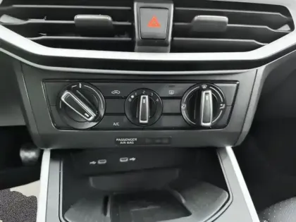 Photo 11 Seat Arona  1.0 TSI 95 ch Start/Stop BVM5 Copa