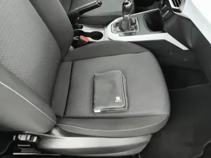 Photo 14 Seat Arona  1.0 TSI 95 ch Start/Stop BVM5 Copa