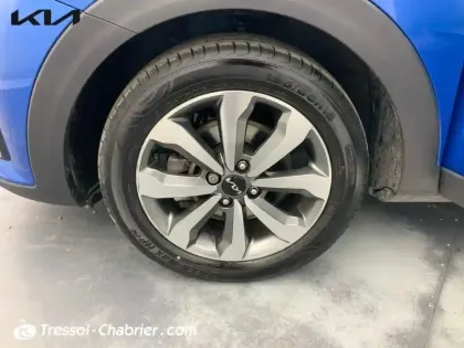 Photo 14 Kia Stonic  1.0 T-GDi 100 ch ISG BVM6 Blue Edition