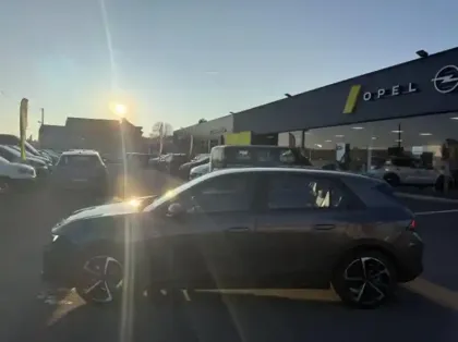 Photo 7 Opel Astra  1.2 Turbo 110ch