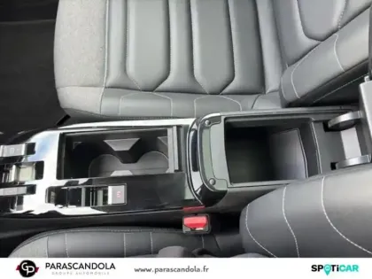 Photo 12 Citroën C4  PureTech 130ch S&S Shine EAT8