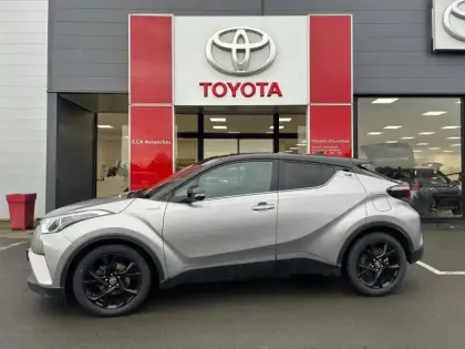 Photo 10 Toyota C-HR  122h Graphic 2WD E-CVT