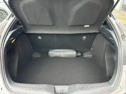 Photo 12 Toyota C-HR  122h Graphic 2WD E-CVT