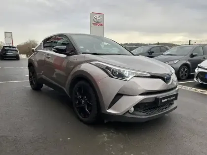 Photo 6 Toyota C-HR  122h Graphic 2WD E-CVT