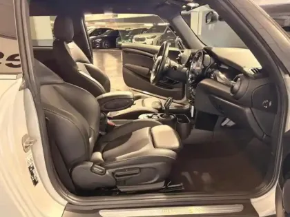 Photo 8 Mini Mini  Cooper SE 184ch Edition Premium BVA 5CV