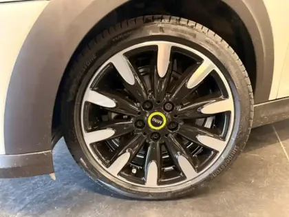 Photo 7 Mini Mini  Cooper SE 184ch Edition Premium BVA 5CV