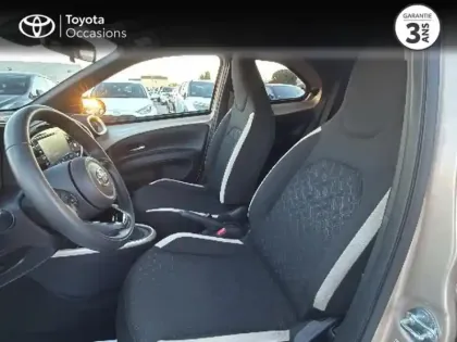 Photo 10 Toyota Aygo  X 1.0 VVT-i 72ch Design S-CVT