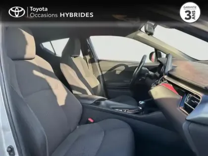 Photo 5 Toyota C-HR  122h Dynamic 2WD E-CVT