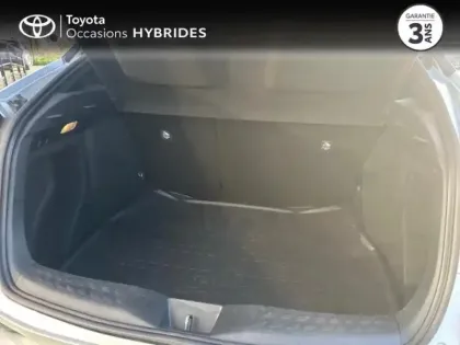 Photo 9 Toyota C-HR  122h Dynamic 2WD E-CVT