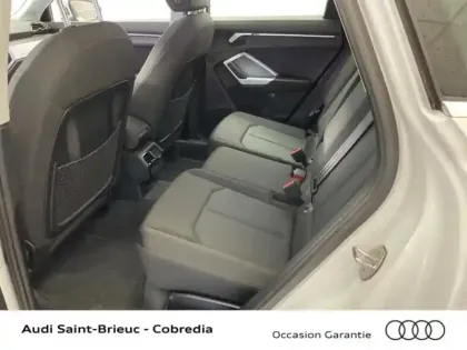 Photo 8 Audi Q3  35 TFSI 150ch Design