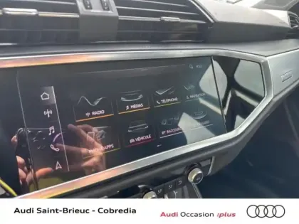 Photo 39 Audi Q3  35 TFSI 150ch Design