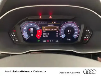 Photo 11 Audi Q3  35 TFSI 150ch Design
