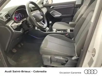 Photo 7 Audi Q3  35 TFSI 150ch Design