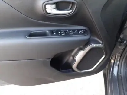 Photo 11 Jeep Renegade  1.5 Turbo T4 130ch MHEV Summit BVR7