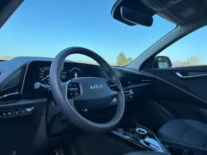 Photo 12 Kia Niro  1.6 GDi 129ch HEV Premium DCT6