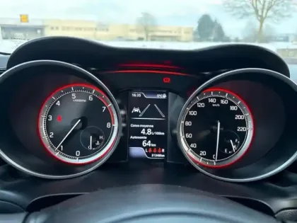 Photo 10 Suzuki Swift  1.2 Dualjet Hybrid 83ch Pack