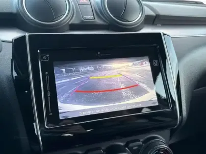 Photo 13 Suzuki Swift  1.2 Dualjet Hybrid 83ch Pack