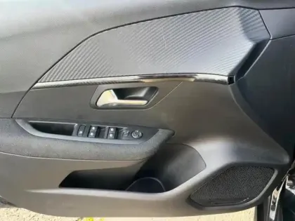 Photo 11 Peugeot 208  1.2 100ch S&S Style